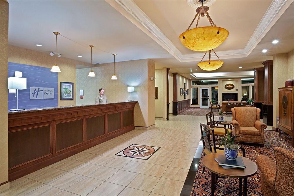 Holiday Inn Express Hotel & Suites Astoria By Ihg Interior photo