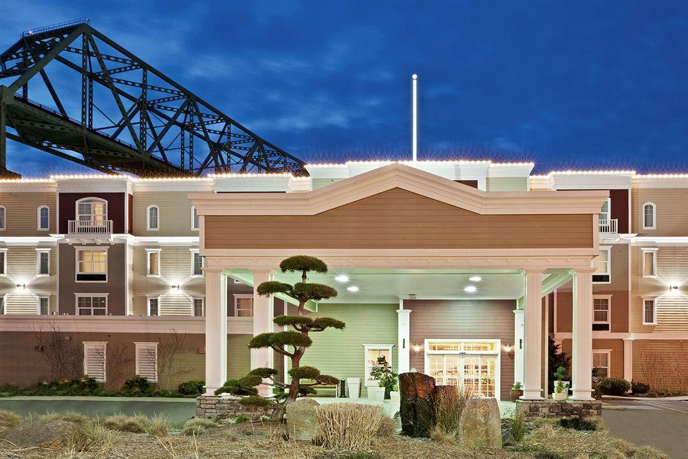 Holiday Inn Express Hotel & Suites Astoria By Ihg Exterior photo