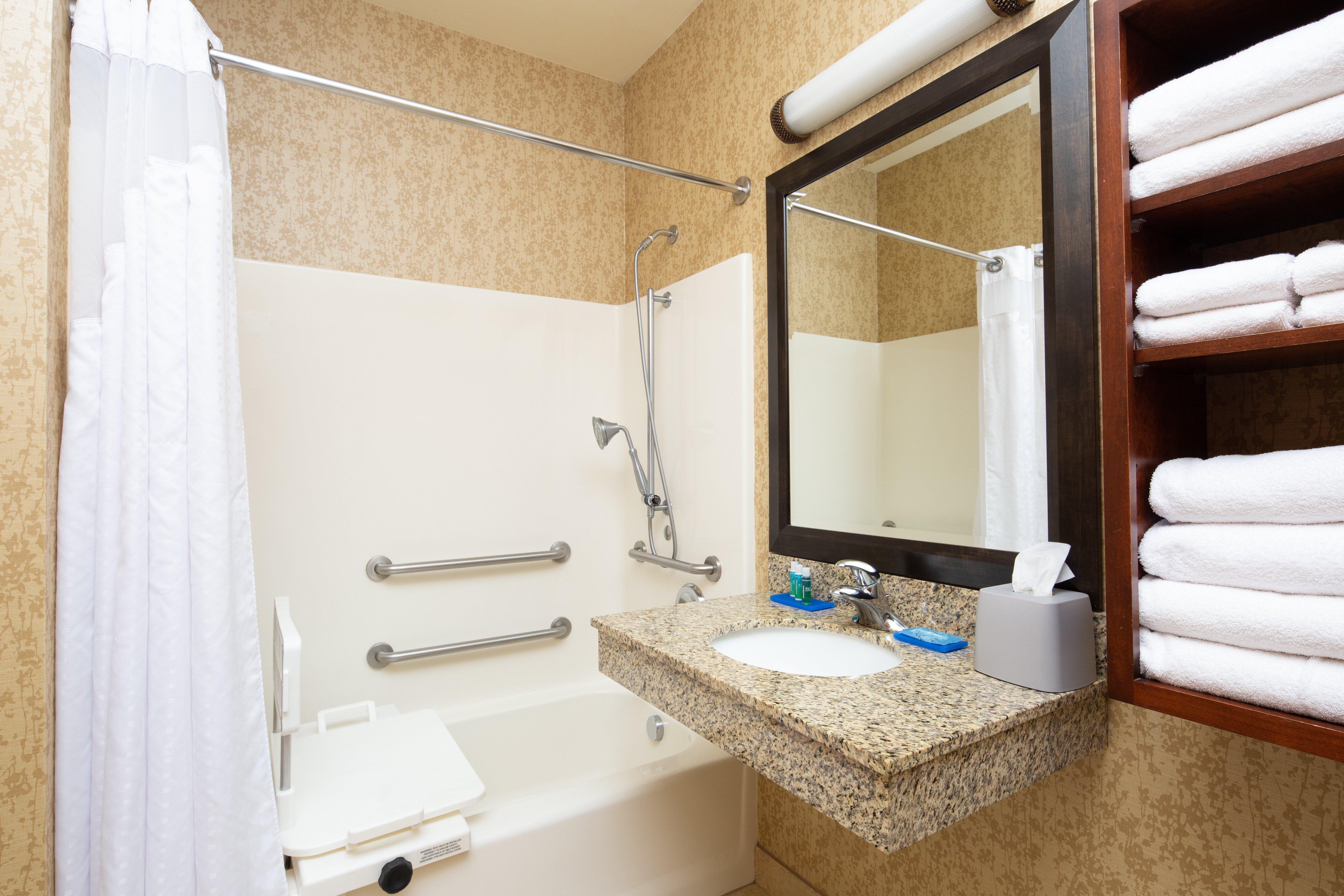 Holiday Inn Express Hotel & Suites Astoria By Ihg Exterior photo